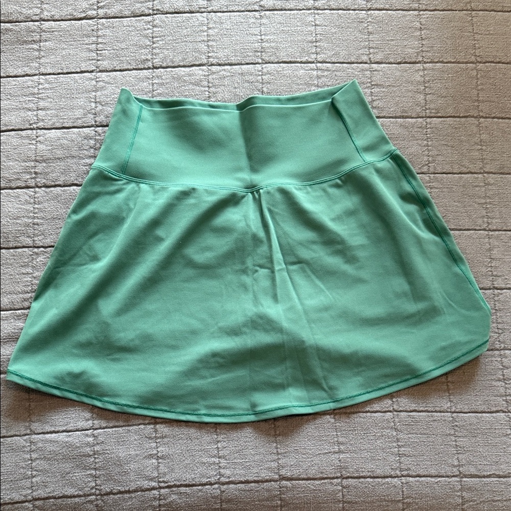 Vuori Volley Skirt - Cactus Green - Size Small - Picture 2 of 3
